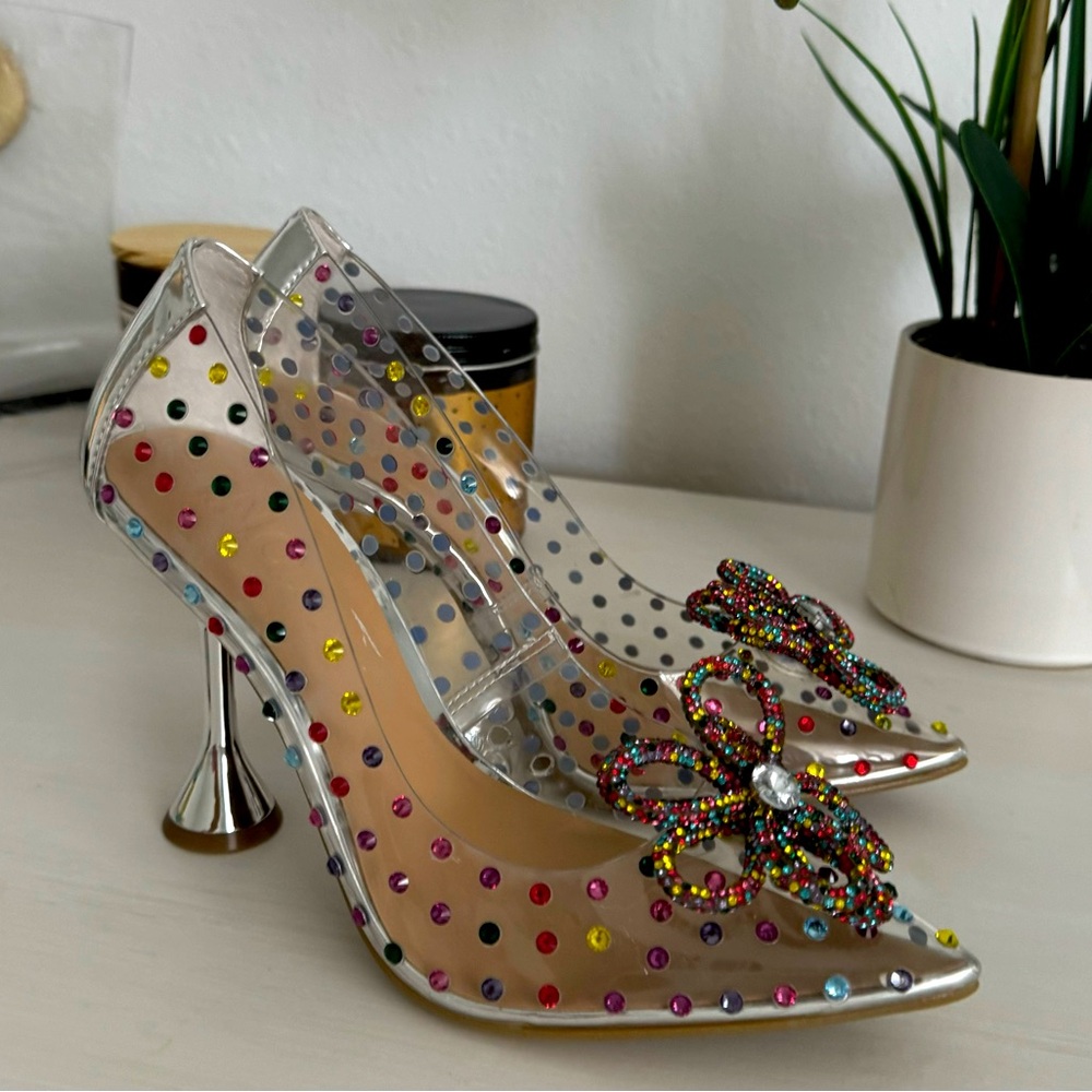 INC International Concepts Savitri Embellished Flare-Heel Pumps Size 7 NWT